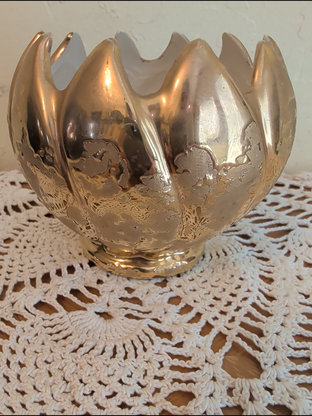 Gold Ceramic Decorative Vase and Bowl Set - Picture 9 of 13